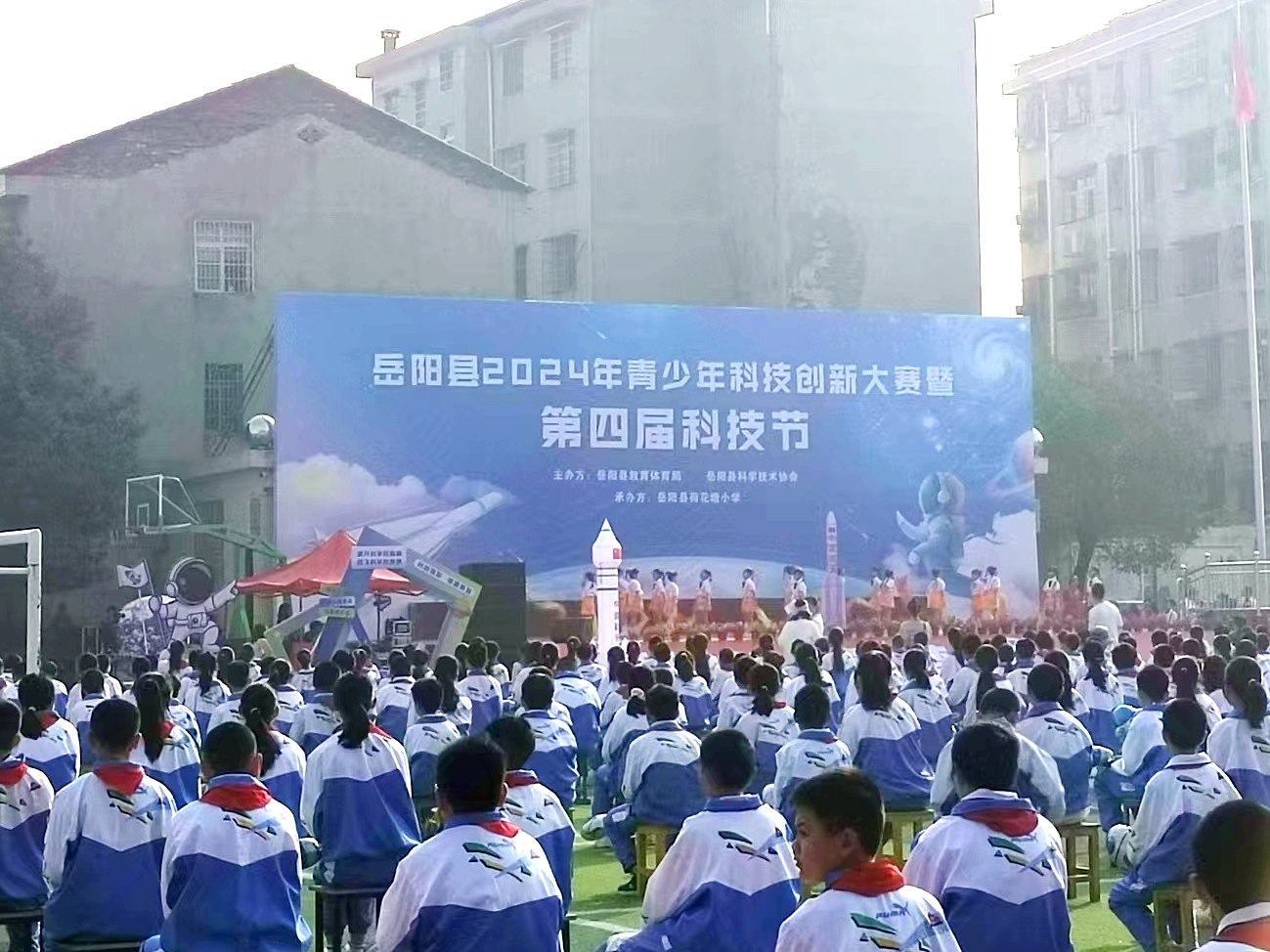 mksports-mk(中国)一站式服务体育
宣传车亮相“岳阳县2024年青少年科技创新大赛暨第四届科技节”
